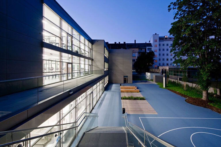 kirsch_stelzhamerschuleCHertha-Hurnaus_08